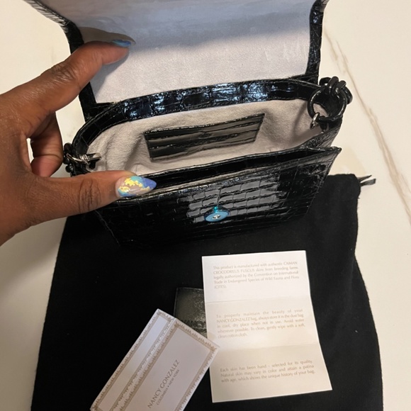 Nancy Gonzalez small black handbag - Picture 3 of 9